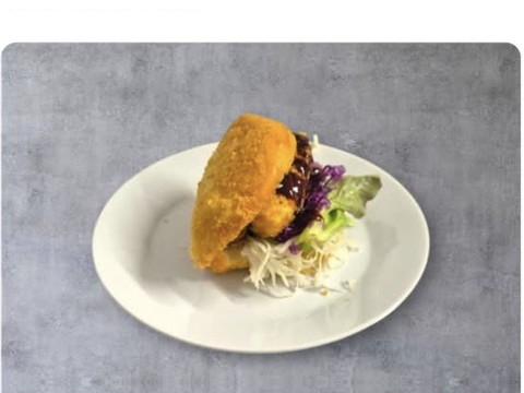 O Genki — Vegan Fried Pumpkin Bao with Garlic and Spicy vegan Mayo (2)
